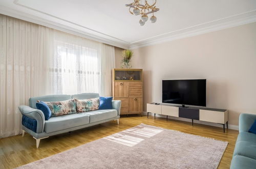 Photo 4 - Spacious and Fully Furnished Flat in Bahcelievler