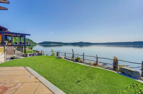 Photo 32 - Similk Bay Retreat With Deck, Fire Pit + Hot Tub