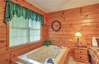 Photo 2 - Idyllic Cabin w/ Hot Tub < 2 Mi to Dollywood