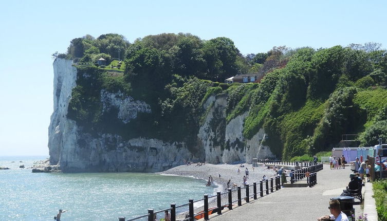 Photo 1 - 2 Bed Chalet, St Margaret's at Cliffe, South Coast