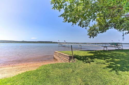 Photo 10 - Lakefront Retreat w/ Dock, Bar Hut & Fireplace