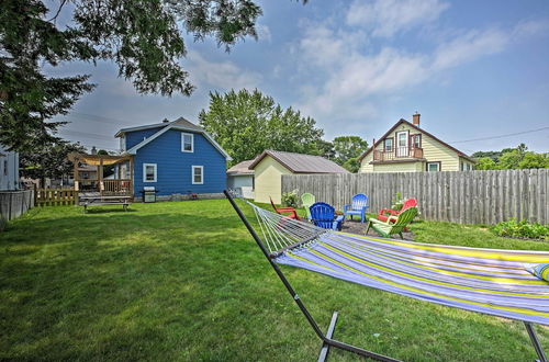 Photo 4 - 'ania's Retreat' w/ Deck: Walk to Lake Michigan