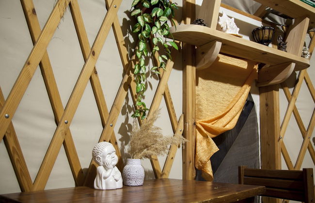 Yurt Located in a Little oak Grove - Foto 14