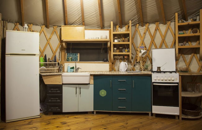 Yurt Located in a Little oak Grove - Foto 12