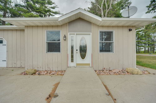 Foto 41 - Lakefront Chetek Haven: Dock, Screened Gazebo