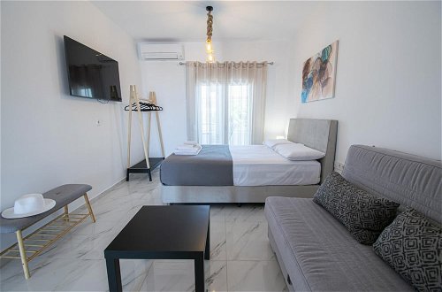 Foto 2 - Nikiti Central Suites 5 by Travel Pro Services