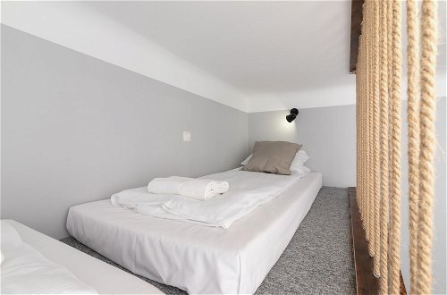 Photo 4 - Strzelecka Apartment Cracow by Renters