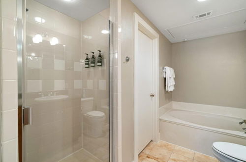 Photo 8 - Plano Upscale 2BD 2BA Apartment