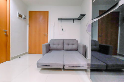 Photo 12 - Nice And Comfortable 1Br Evenciio Margonda Apartment