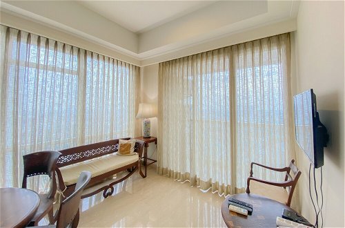 Photo 9 - Nice And Homey 2Br Apartment At Menteng Park
