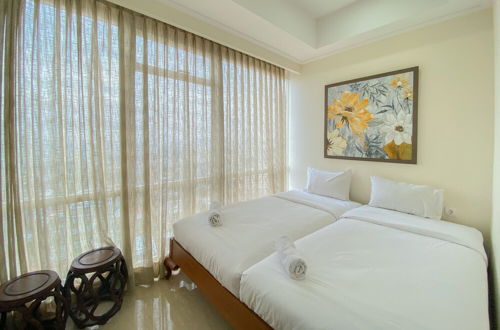 Photo 3 - Nice And Homey 2Br Apartment At Menteng Park