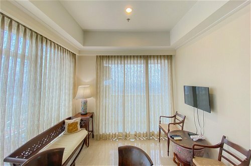 Photo 10 - Nice And Homey 2Br Apartment At Menteng Park