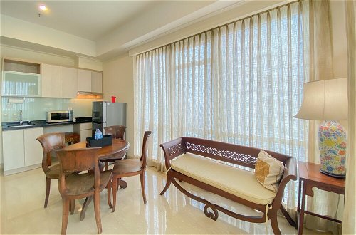 Photo 8 - Nice And Homey 2Br Apartment At Menteng Park