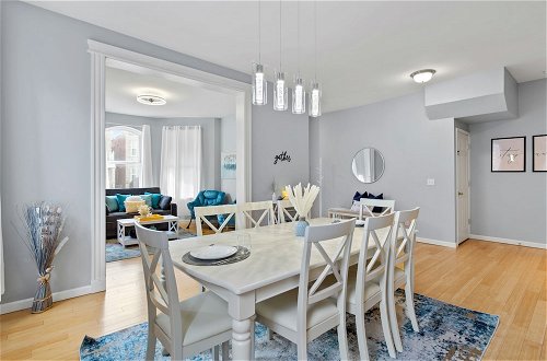Foto 19 - Exquisitely Designed Townhome - JZ Vacation Rentals