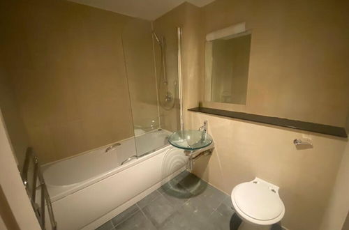 Foto 5 - Immaculate 1-bed Apartment in Birmingham