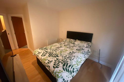 Photo 1 - Immaculate 1-bed Apartment in Birmingham