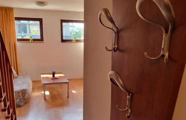 1 Bright Two Floor Apartment - Foto 11