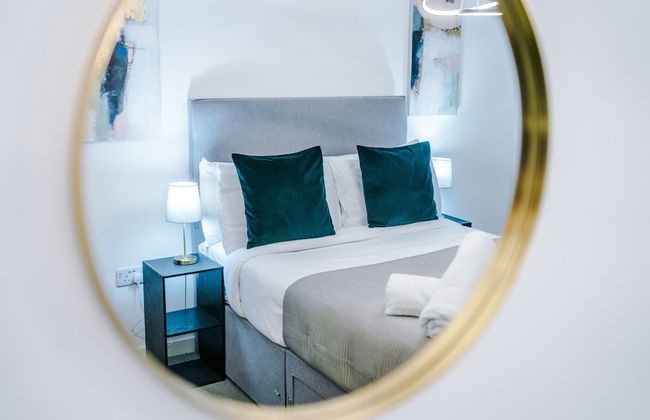 Impeccable 2-bed Apartment in Salford - Foto 2