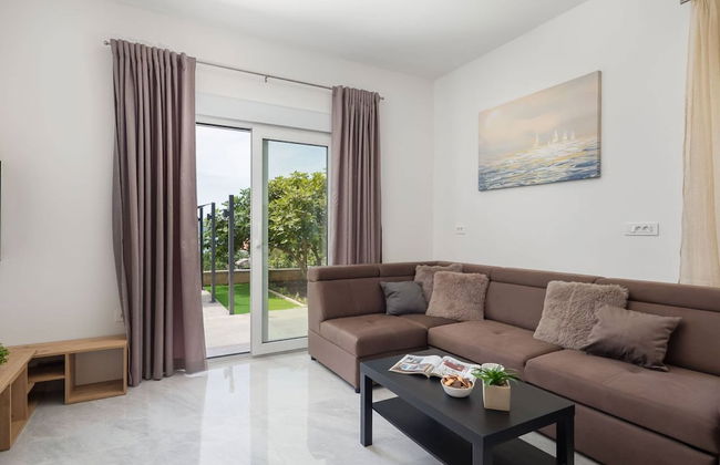 Contemporary Apartment With Terrace and Spacious Garden - Foto 7