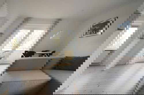 Foto 4 - Great 2-bed w Balcony in Charlottenlund