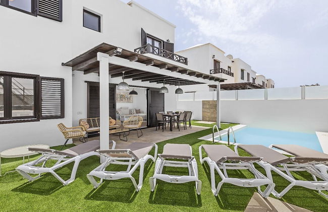 Villa Jordi in Playa Blanca - Photo 3