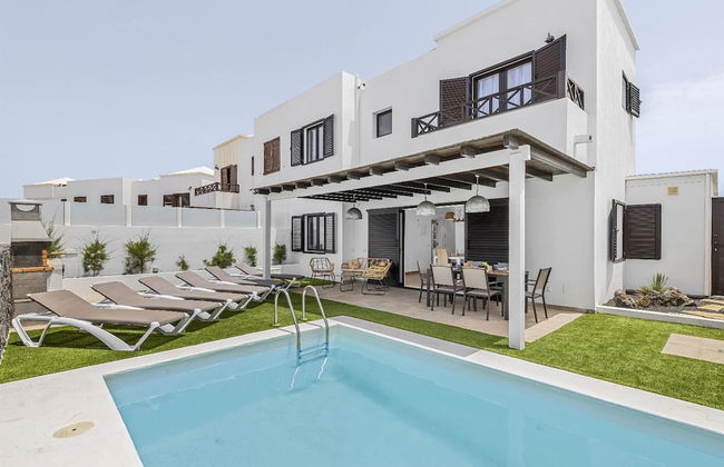 Villa Jordi in Playa Blanca - Photo 1