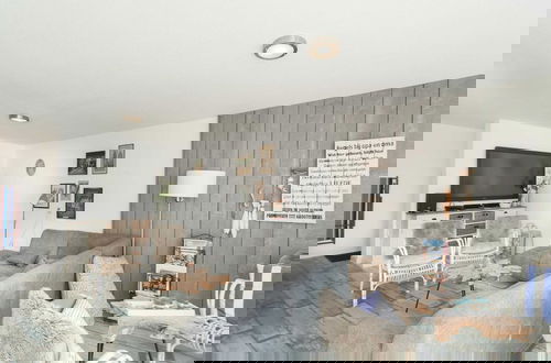 Foto 1 - Modern Furnished Apartment at the Foot of Dunes
