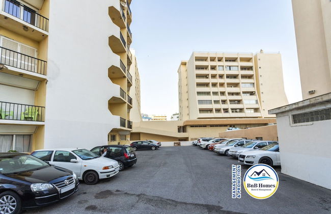 BnB Homes Elegant Apartment 50 m Walk From Beach - Foto 31