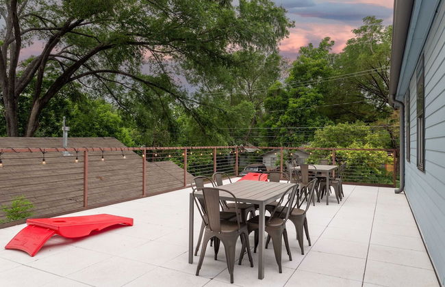 Upstay - Pristine Pool Palace - 7min to Rainey St - Foto 4