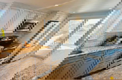 Foto 7 - All New Beautiful Priscilla Beach House Ocean View