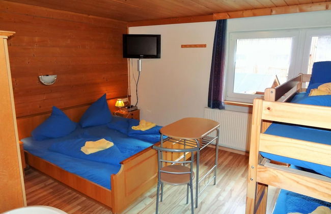 Large Holiday Home With Garden and Balcony in Otztal - Foto 7