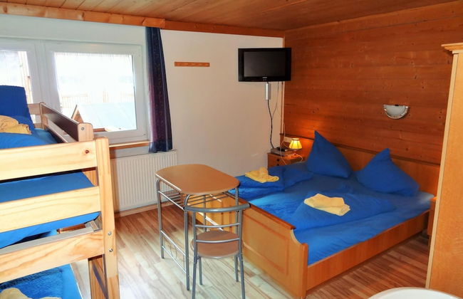 Large Holiday Home With Garden and Balcony in Otztal - Foto 3