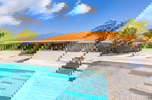 Photo 9 - Kas di So o Ocean Front Luxury Villa