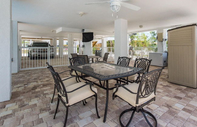 3 Beautiful 4 Bed 3 Bath Pool Home w Free Dock - Foto 14
