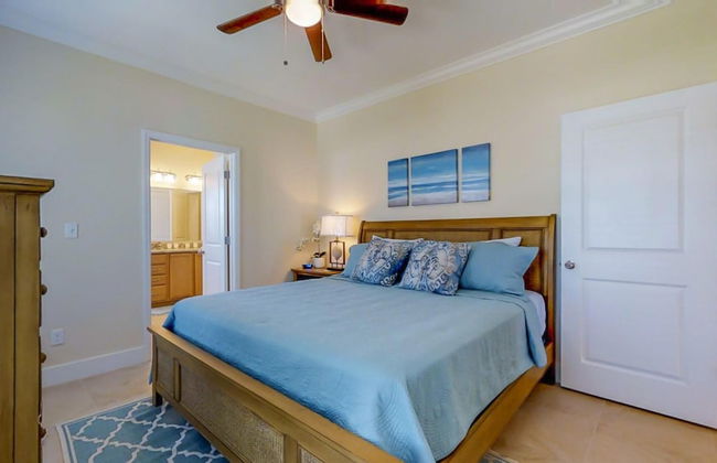 7 Waterfront 4bed 3bath Pool Home - Photo 20