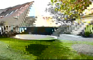 Photo 1 - Inviting Bungalow With Garden