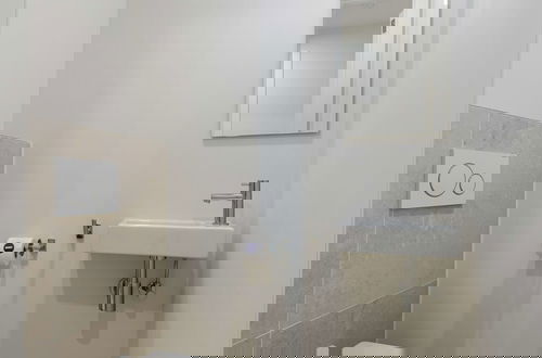 Foto 15 - Apartment With Lateral sea View and Harbor View
