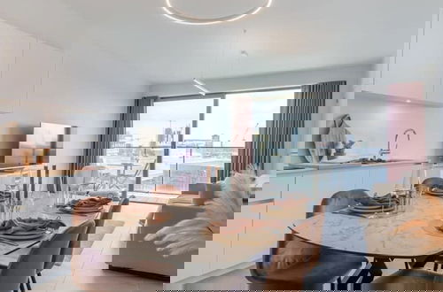 Foto 1 - Apartment With Lateral sea View and Harbor View