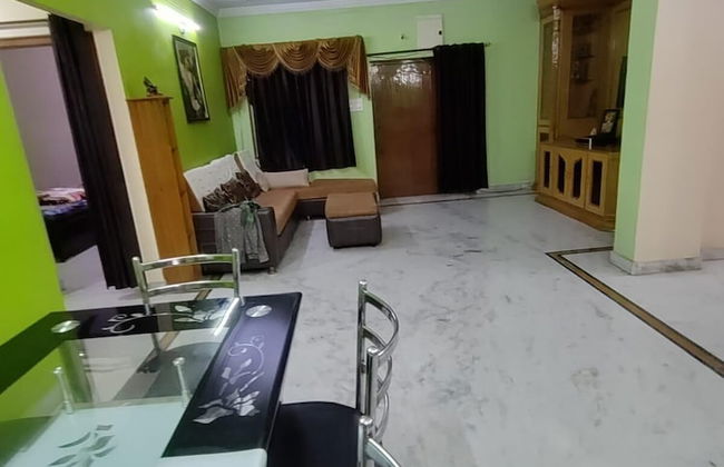 Hyderabad Serenity Retreat - 3 Bdrm Apartment - Photo 1
