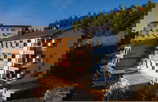 Foto 1 - Nice Apartment With Balcony or Terrace