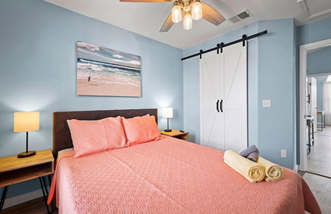 Twin Palms Beach House - Pool Hottub Game Room - Foto 49