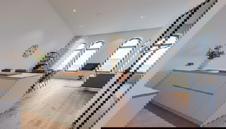 Foto 1 - Serene Dikefront Apartment With en Suite Bedrooms and Stunning Views