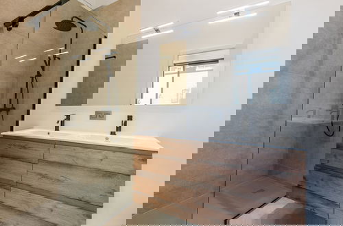 Foto 14 - Serene Dikefront Apartment With en Suite Bedrooms and Stunning Views