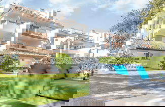 Foto 2 - Apt Mairena Forest sea View Pool