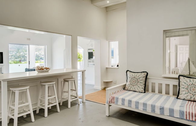 Unwind in Coastal Charm at Villa Santorini - Foto 27