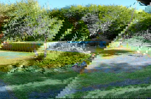 Foto 10 - Large Holiday Home for Nature Lovers