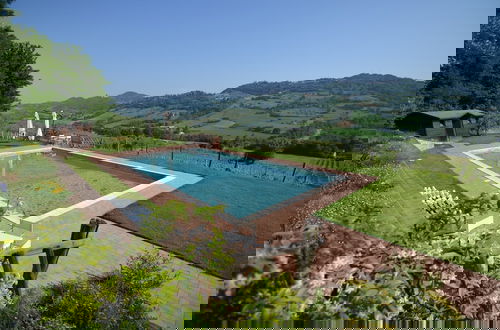 Foto 32 - Lovely Holiday Home in Monte Colombo on Farm