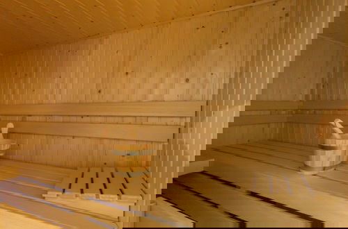 Foto 42 - Luxury Apartment With Sauna the Foot of the Dunes