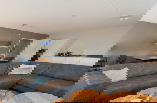 Foto 7 - Premium Apartment With Private Wellness