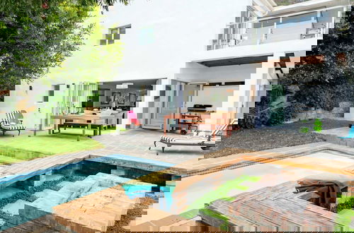 Foto 4 - Camps Bay Family Holiday Home Sunset Sanctuary
